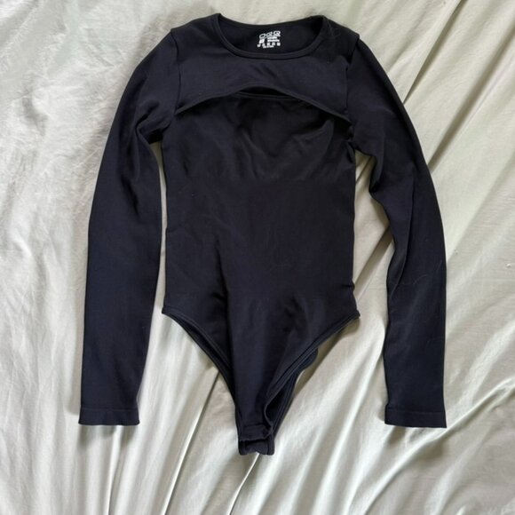 OQQ Tops - OQQ Ribbed Bodysuit